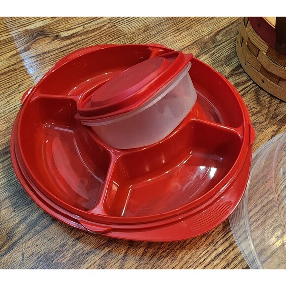 Vintage Peterboro Entertainment Basket with Handles, Chip & Dip Tray - Picture 7 of 12